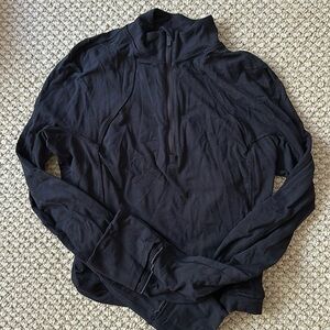 Black lululemon top cropped long sleeve size 4